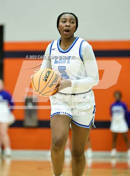 Thumbnail 1 in Rockvale vs. Siegel photogallery.