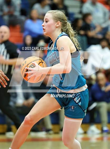 Thumbnail 2 in Rockvale vs. Siegel photogallery.