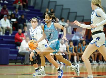 Thumbnail 1 in Rockvale vs. Siegel photogallery.