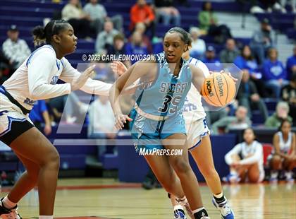Thumbnail 1 in Rockvale vs. Siegel photogallery.