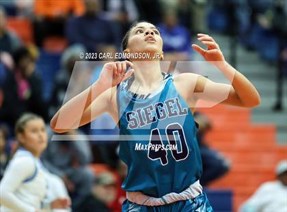 Thumbnail 3 in Rockvale vs. Siegel photogallery.