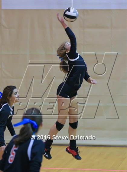 Thumbnail 1 in St. Scholastica vs Academy of the Sacred Heart (Catholic League Tournament) photogallery.