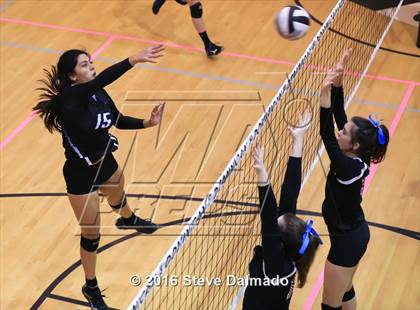 Thumbnail 2 in St. Scholastica vs Academy of the Sacred Heart (Catholic League Tournament) photogallery.