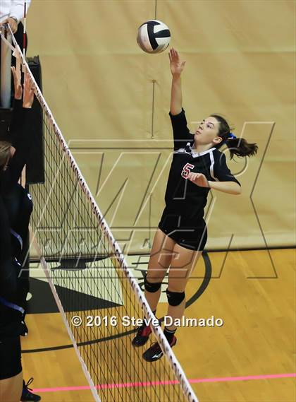 Thumbnail 1 in St. Scholastica vs Academy of the Sacred Heart (Catholic League Tournament) photogallery.