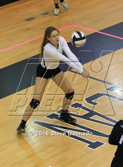 Thumbnail 3 in St. Scholastica vs Academy of the Sacred Heart (Catholic League Tournament) photogallery.