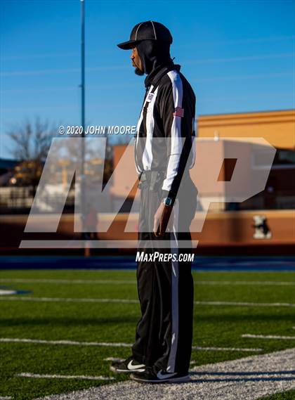 Thumbnail 1 in Coronado vs. Azle (UIL 5A Area Playoff) photogallery.