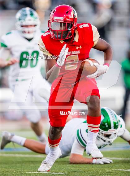 Thumbnail 3 in Coronado vs. Azle (UIL 5A Area Playoff) photogallery.