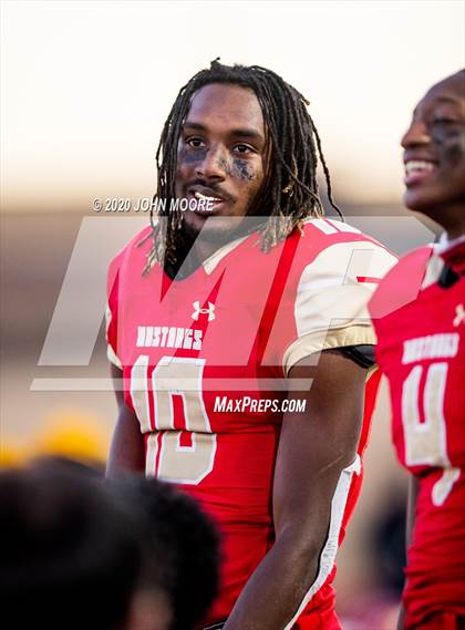 Thumbnail 2 in Coronado vs. Azle (UIL 5A Area Playoff) photogallery.