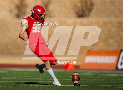 Thumbnail 2 in Coronado vs. Azle (UIL 5A Area Playoff) photogallery.