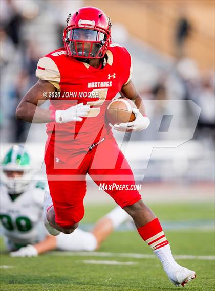 Thumbnail 3 in Coronado vs. Azle (UIL 5A Area Playoff) photogallery.