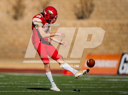Thumbnail 3 in Coronado vs. Azle (UIL 5A Area Playoff) photogallery.