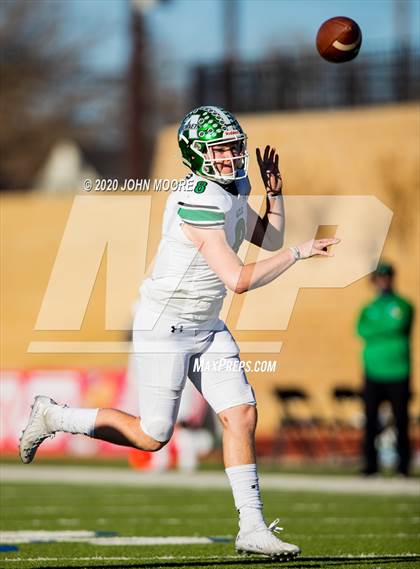 Thumbnail 2 in Coronado vs. Azle (UIL 5A Area Playoff) photogallery.