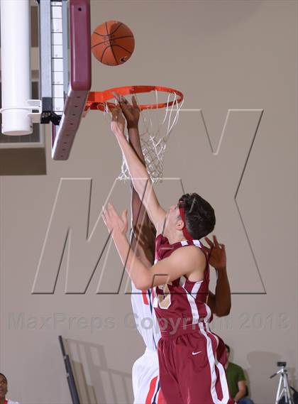 Thumbnail 3 in Maranatha vs. Downey (MaxPreps Holiday Classic) photogallery.