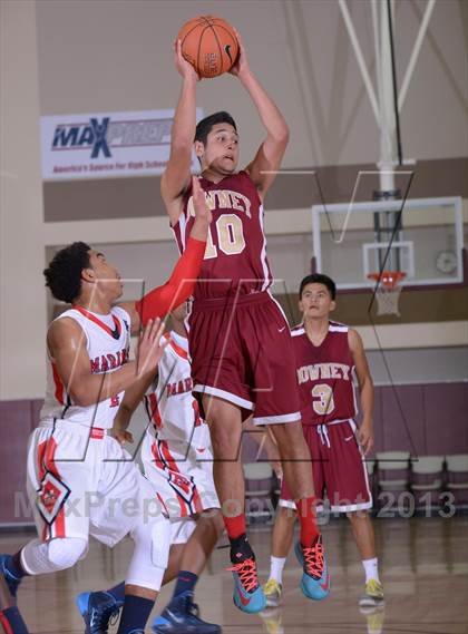 Thumbnail 2 in Maranatha vs. Downey (MaxPreps Holiday Classic) photogallery.