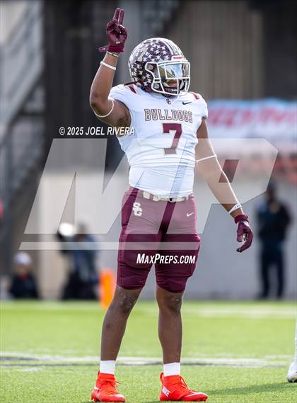 Thumbnail 1 in Summer Creek @ Katy (UIL Football 6A D2 Regional) photogallery.