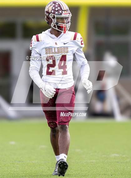 Thumbnail 2 in Summer Creek @ Katy (UIL Football 6A D2 Regional) photogallery.