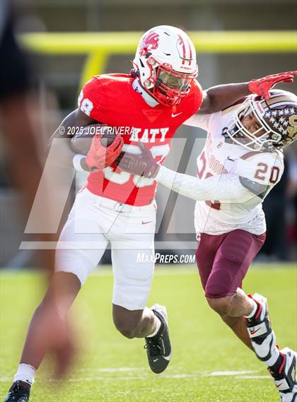Thumbnail 3 in Summer Creek @ Katy (UIL Football 6A D2 Regional) photogallery.