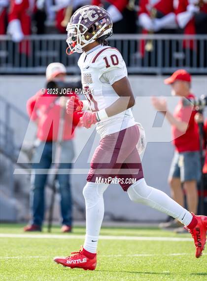 Thumbnail 2 in Summer Creek @ Katy (UIL Football 6A D2 Regional) photogallery.