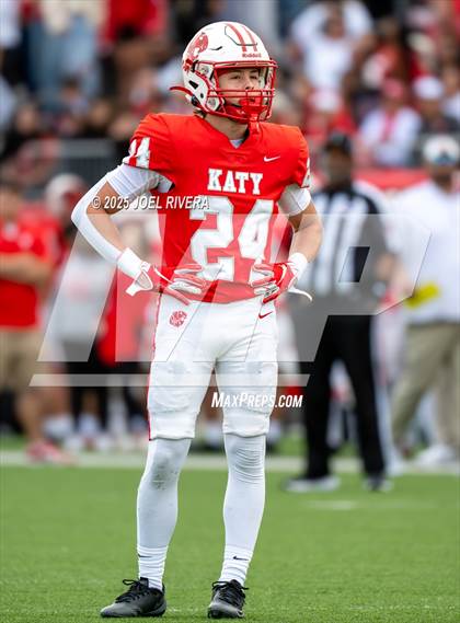 Thumbnail 2 in Summer Creek @ Katy (UIL Football 6A D2 Regional) photogallery.