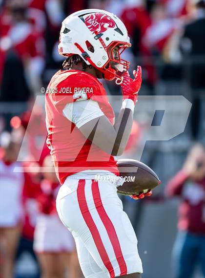 Thumbnail 3 in Summer Creek @ Katy (UIL Football 6A D2 Regional) photogallery.