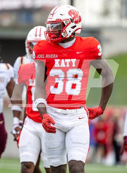 Thumbnail 3 in Summer Creek @ Katy (UIL Football 6A D2 Regional) photogallery.