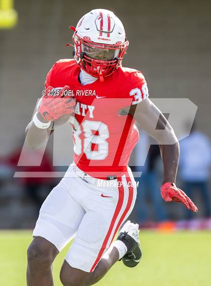 Thumbnail 1 in Summer Creek @ Katy (UIL Football 6A D2 Regional) photogallery.