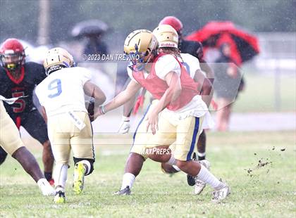 Thumbnail 1 in Phoebus @ Salem (Scrimmage) photogallery.