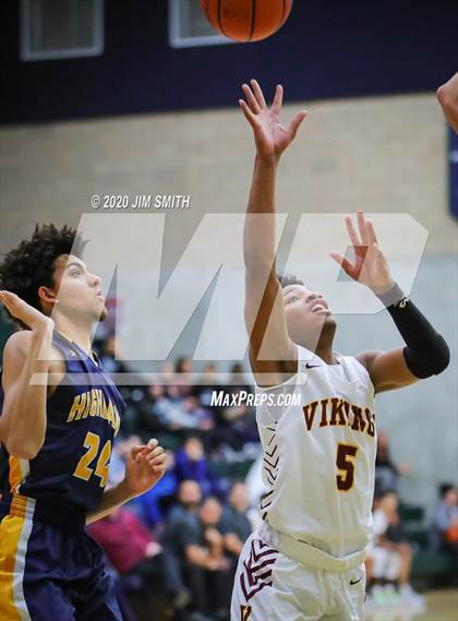 Thumbnail 2 in Highland vs. Valley (Albuquerque Metro Classic) photogallery.