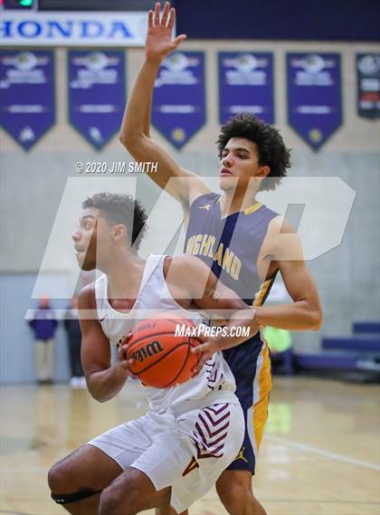 Thumbnail 3 in Highland vs. Valley (Albuquerque Metro Classic) photogallery.