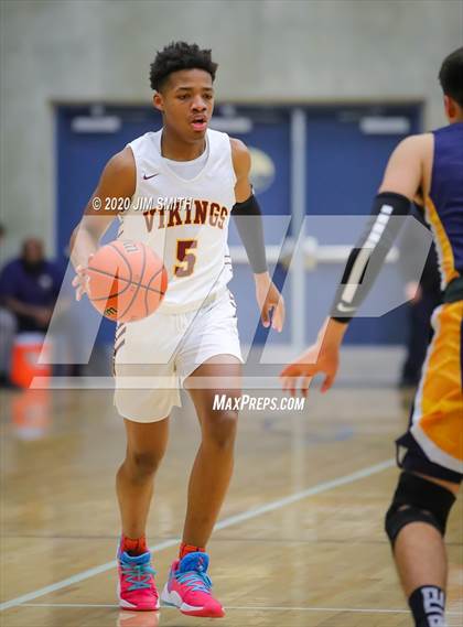 Thumbnail 2 in Highland vs. Valley (Albuquerque Metro Classic) photogallery.