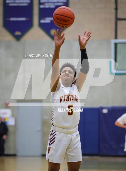 Thumbnail 1 in Highland vs. Valley (Albuquerque Metro Classic) photogallery.