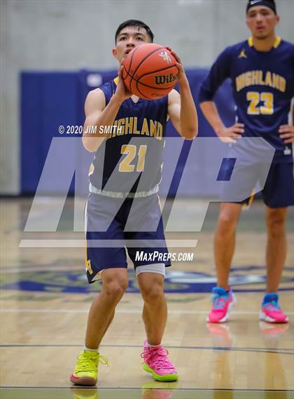 Thumbnail 1 in Highland vs. Valley (Albuquerque Metro Classic) photogallery.