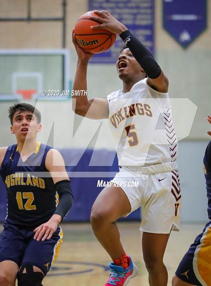 Thumbnail 3 in Highland vs. Valley (Albuquerque Metro Classic) photogallery.