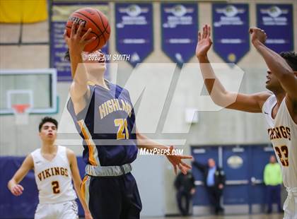 Thumbnail 1 in Highland vs. Valley (Albuquerque Metro Classic) photogallery.