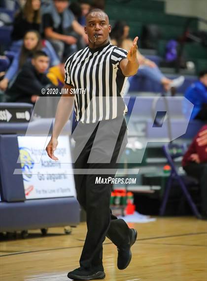 Thumbnail 1 in Highland vs. Valley (Albuquerque Metro Classic) photogallery.