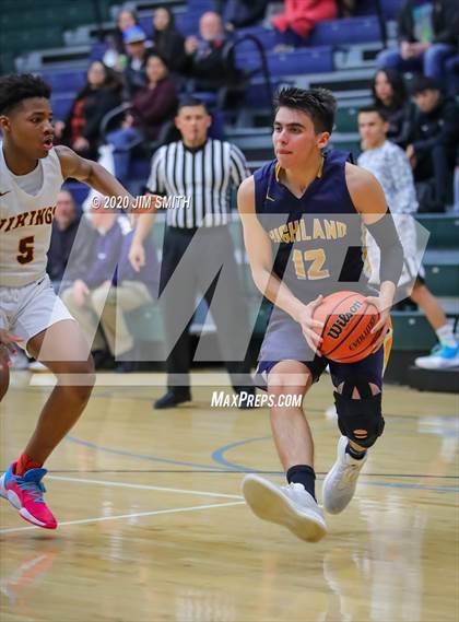 Thumbnail 2 in Highland vs. Valley (Albuquerque Metro Classic) photogallery.