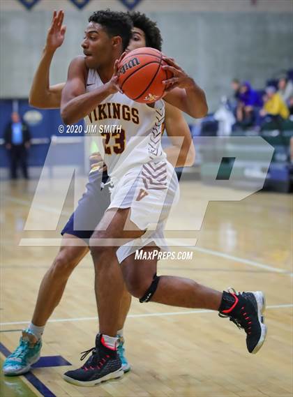 Thumbnail 1 in Highland vs. Valley (Albuquerque Metro Classic) photogallery.