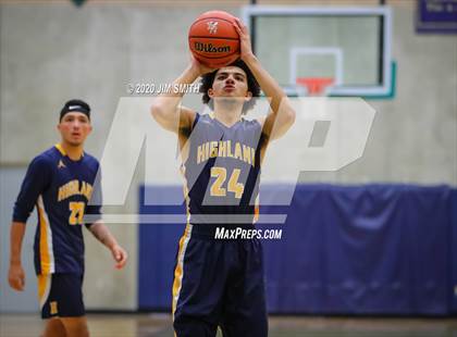 Thumbnail 1 in Highland vs. Valley (Albuquerque Metro Classic) photogallery.