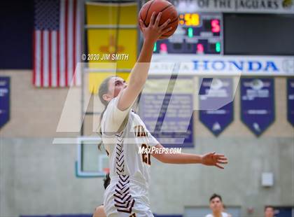 Thumbnail 2 in Highland vs. Valley (Albuquerque Metro Classic) photogallery.