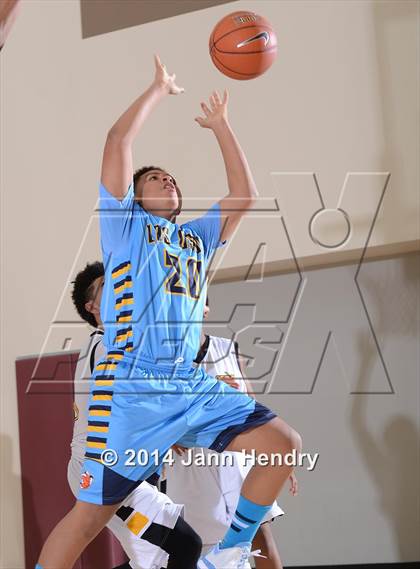 Thumbnail 3 in Los Osos vs Cabrillo (MaxPreps Holiday Classic) photogallery.