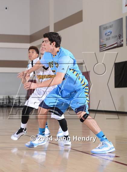 Thumbnail 3 in Los Osos vs Cabrillo (MaxPreps Holiday Classic) photogallery.