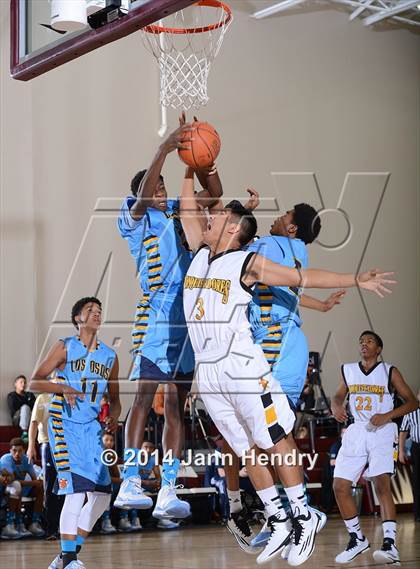 Thumbnail 2 in Los Osos vs Cabrillo (MaxPreps Holiday Classic) photogallery.