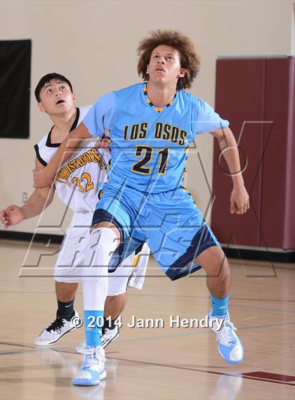 Thumbnail 1 in Los Osos vs Cabrillo (MaxPreps Holiday Classic) photogallery.