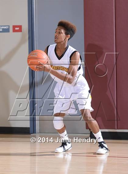 Thumbnail 3 in Los Osos vs Cabrillo (MaxPreps Holiday Classic) photogallery.