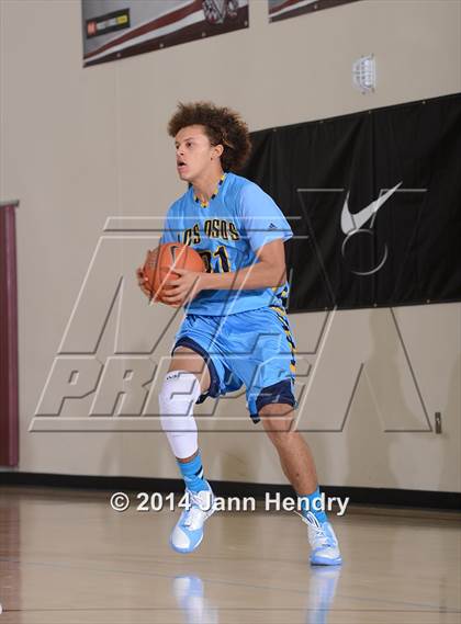 Thumbnail 3 in Los Osos vs Cabrillo (MaxPreps Holiday Classic) photogallery.