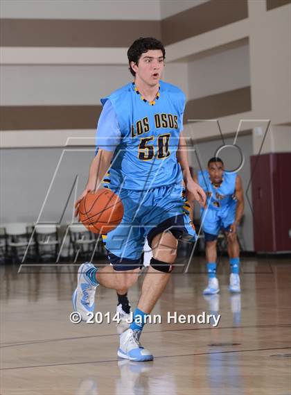 Thumbnail 2 in Los Osos vs Cabrillo (MaxPreps Holiday Classic) photogallery.