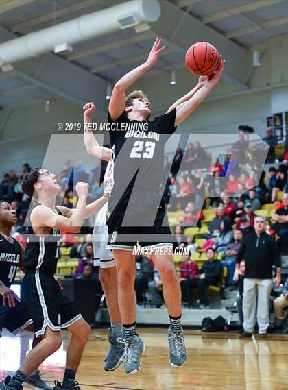 Thumbnail 3 in White County Central vs. Bigelow (AAA 2A Regional Playoff) photogallery.