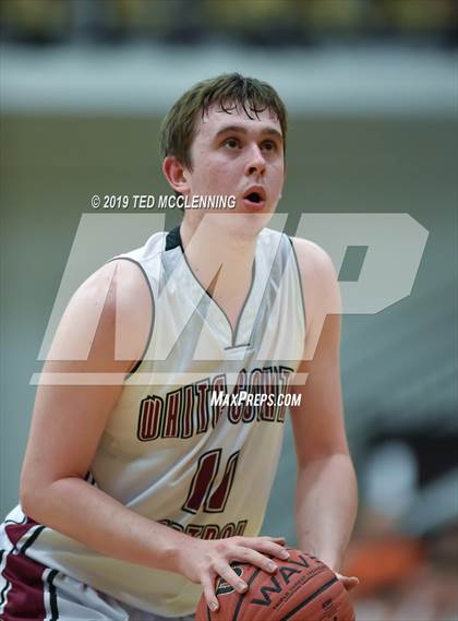 Thumbnail 2 in White County Central vs. Bigelow (AAA 2A Regional Playoff) photogallery.