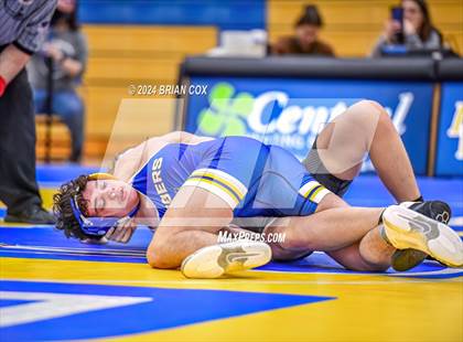 Thumbnail 2 in Mountain Home vs West Plains (Bomber Tri Meet) photogallery.