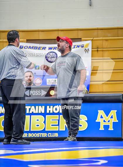Thumbnail 1 in Mountain Home vs West Plains (Bomber Tri Meet) photogallery.
